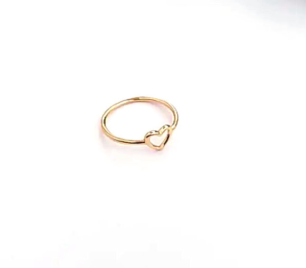 Gold heart ring